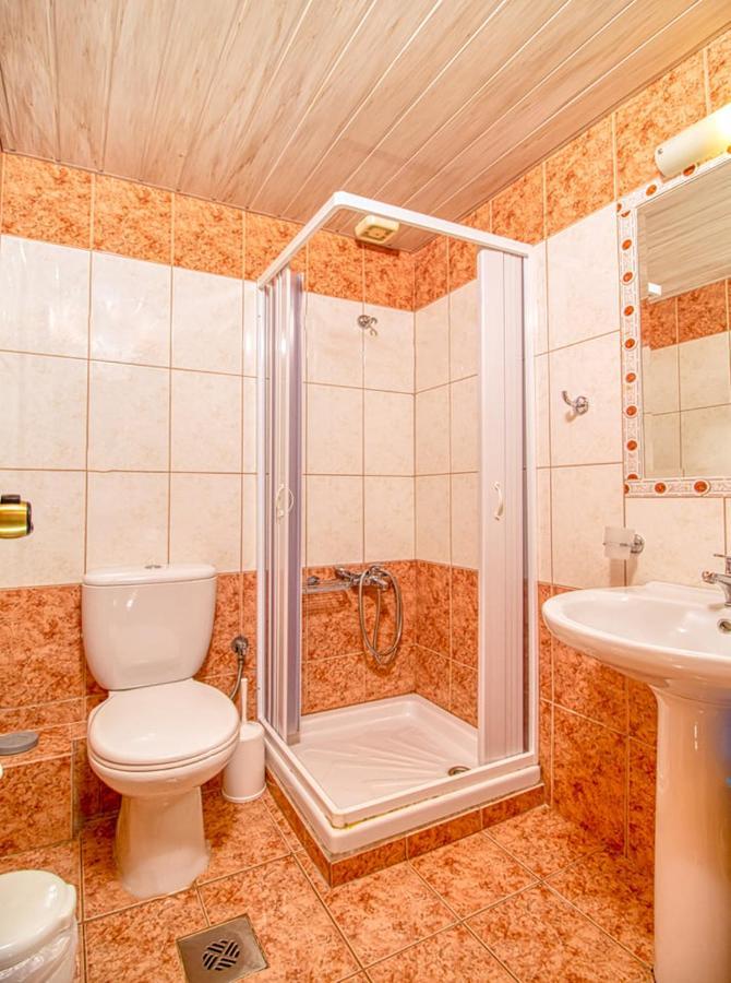 Kydoni Apartments And Studios Agia Marina 외부 사진