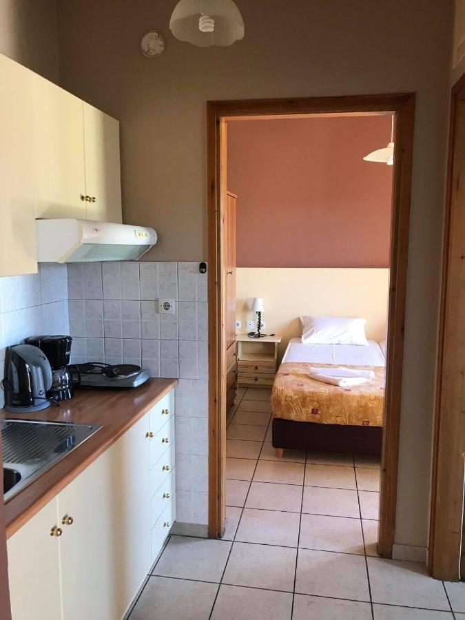 Kydoni Apartments And Studios Agia Marina 외부 사진