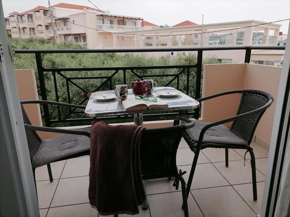 Kydoni Apartments And Studios Agia Marina 외부 사진