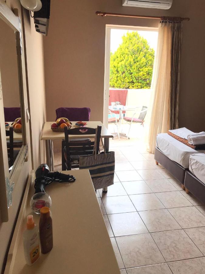 Kydoni Apartments And Studios Agia Marina 외부 사진